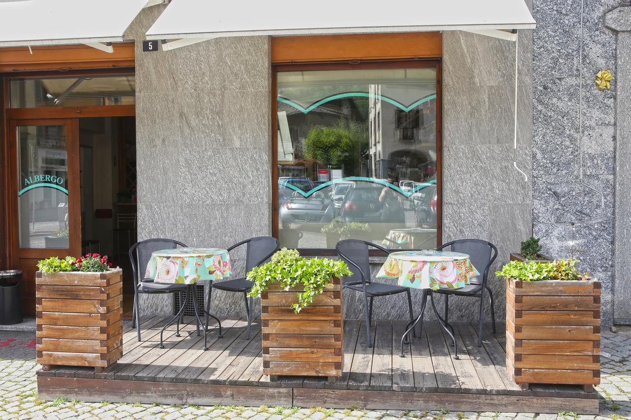 Albergo Gusmeroli Tirano Exteriér fotografie
